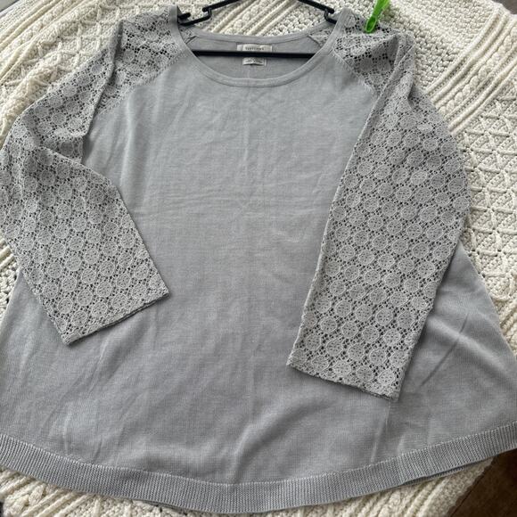 Van Heusen Sweaters - van heusen women’s Sweater Gray Lace See Through Long Sleeves Light Classic